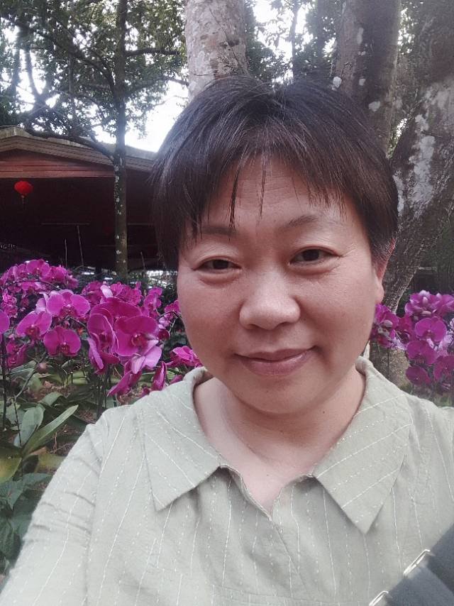 李阿姨照片