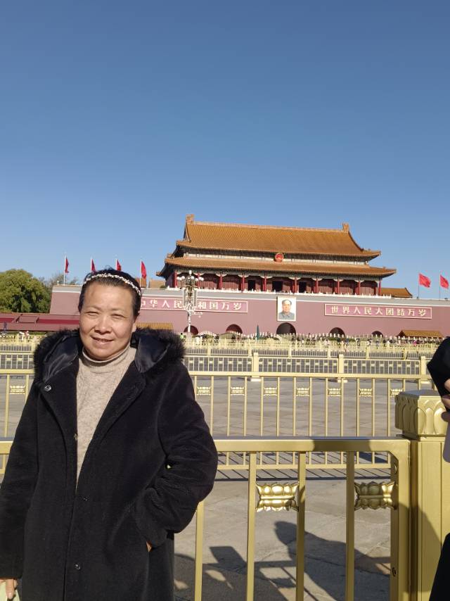 李阿姨照片