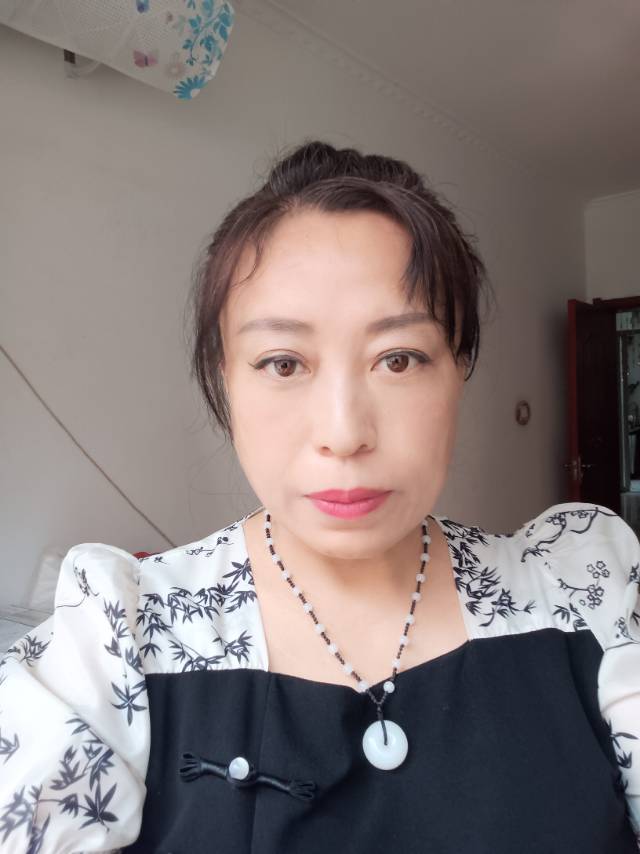 李阿姨照片