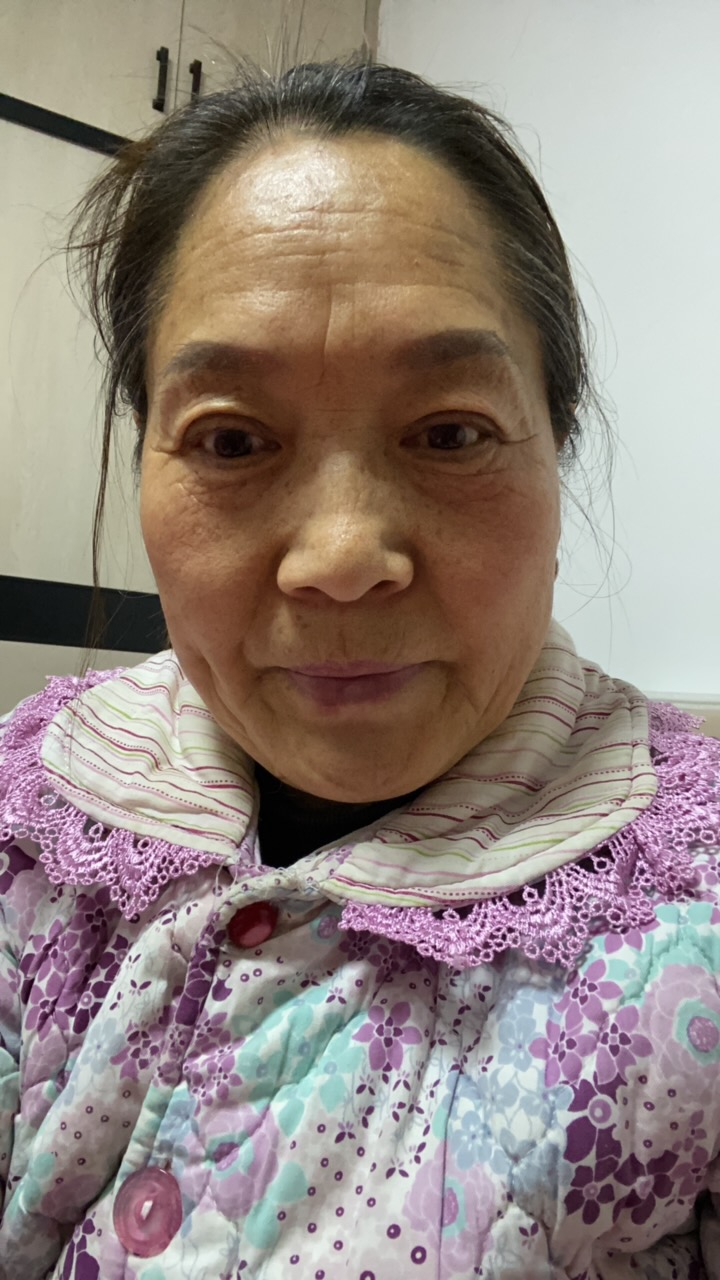 刘阿姨照片