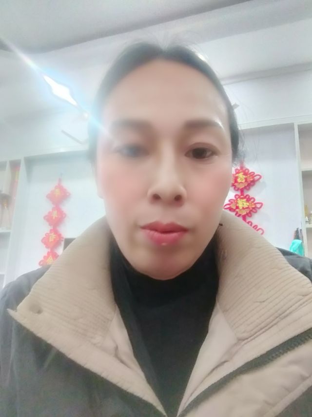 阿姨资料照片