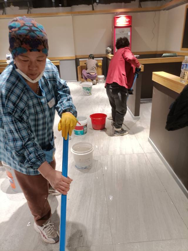 阿姨资料照片