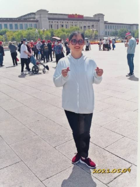 黄阿姨照片