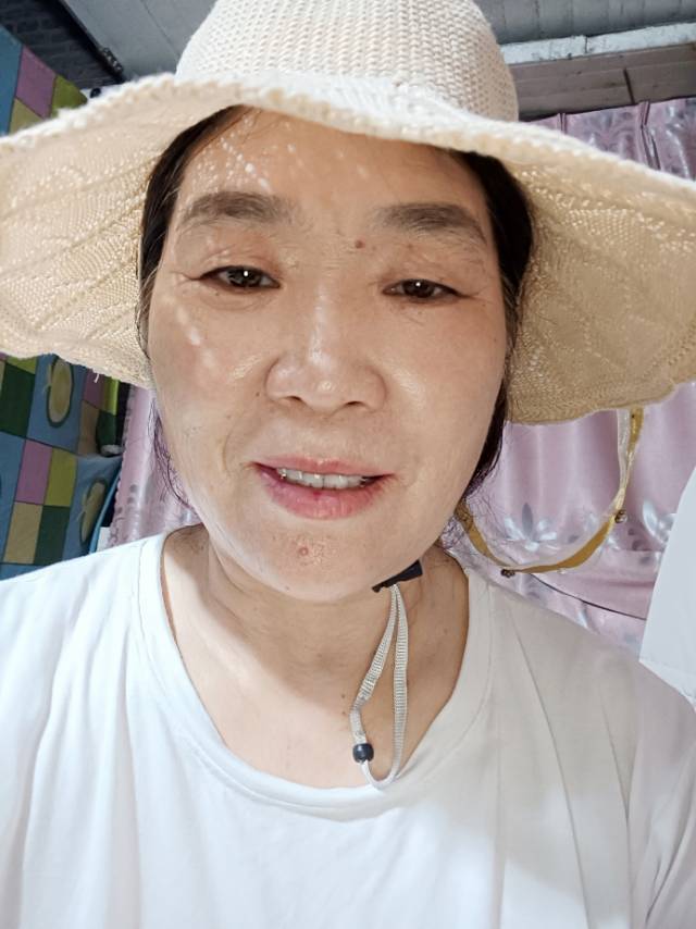 王阿姨照片