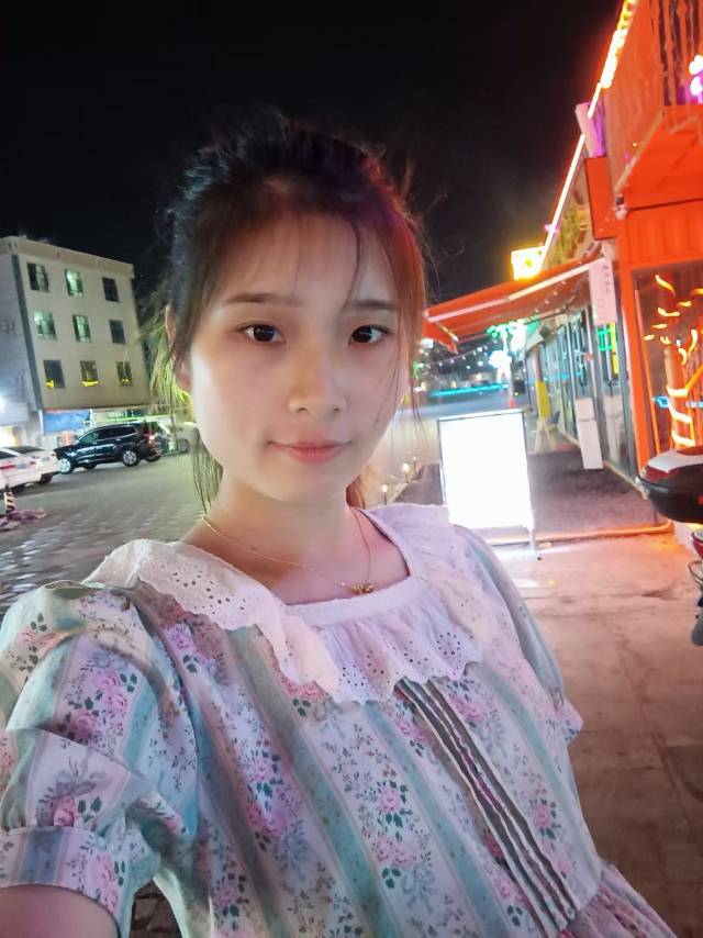 杨阿姨照片