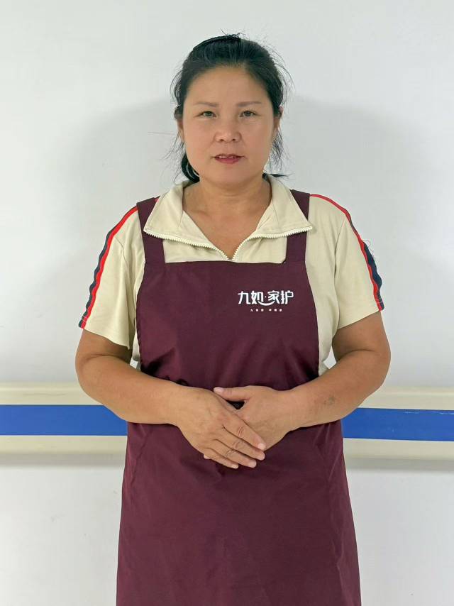 李阿姨照片