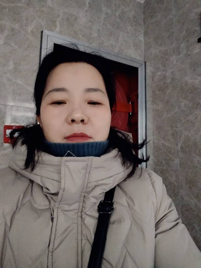 阿姨资料照片