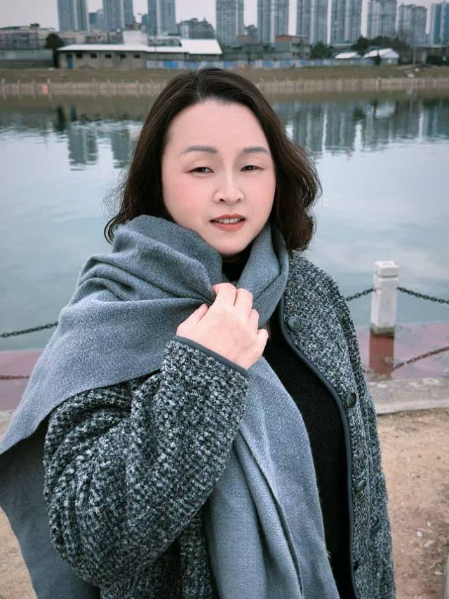 陈阿姨照片