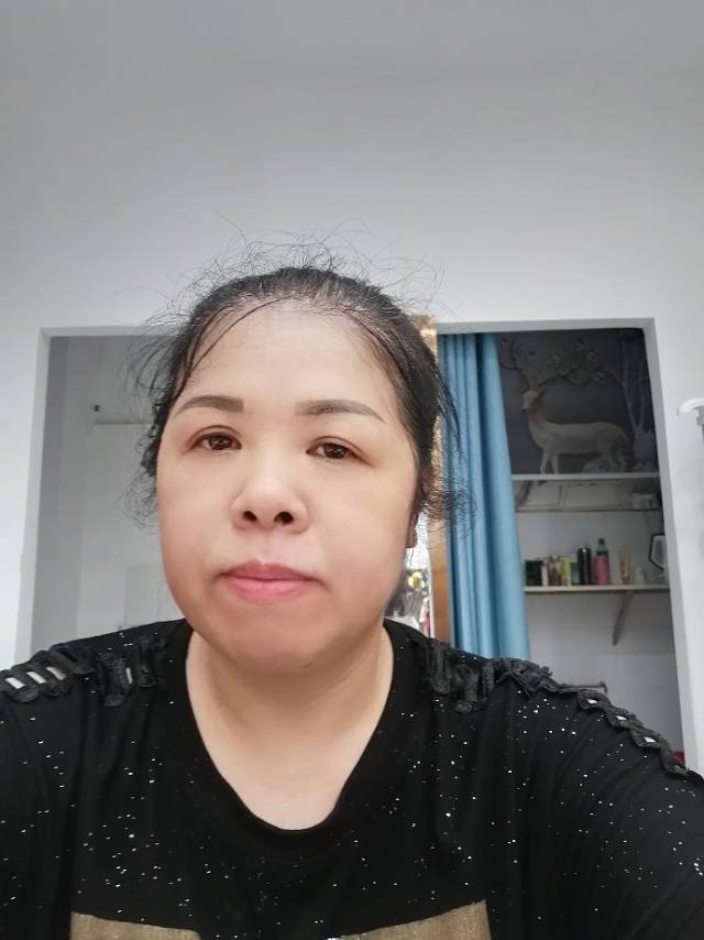 阿姨资料照片