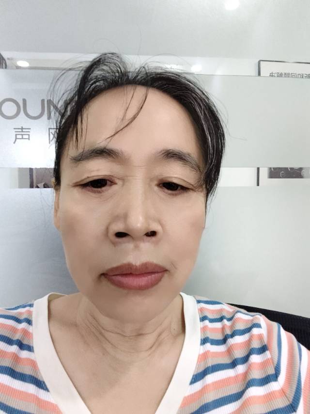 李阿姨照片