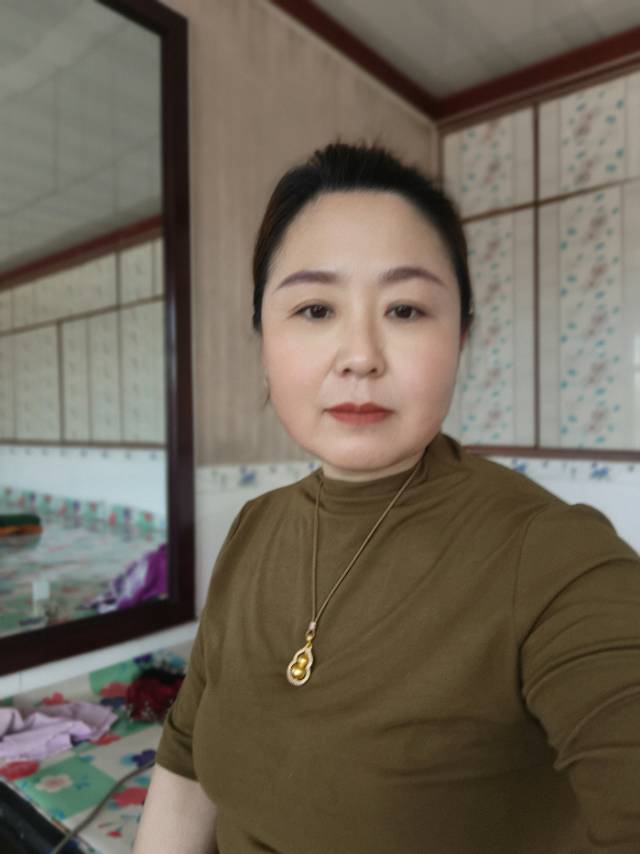 阿姨资料照片