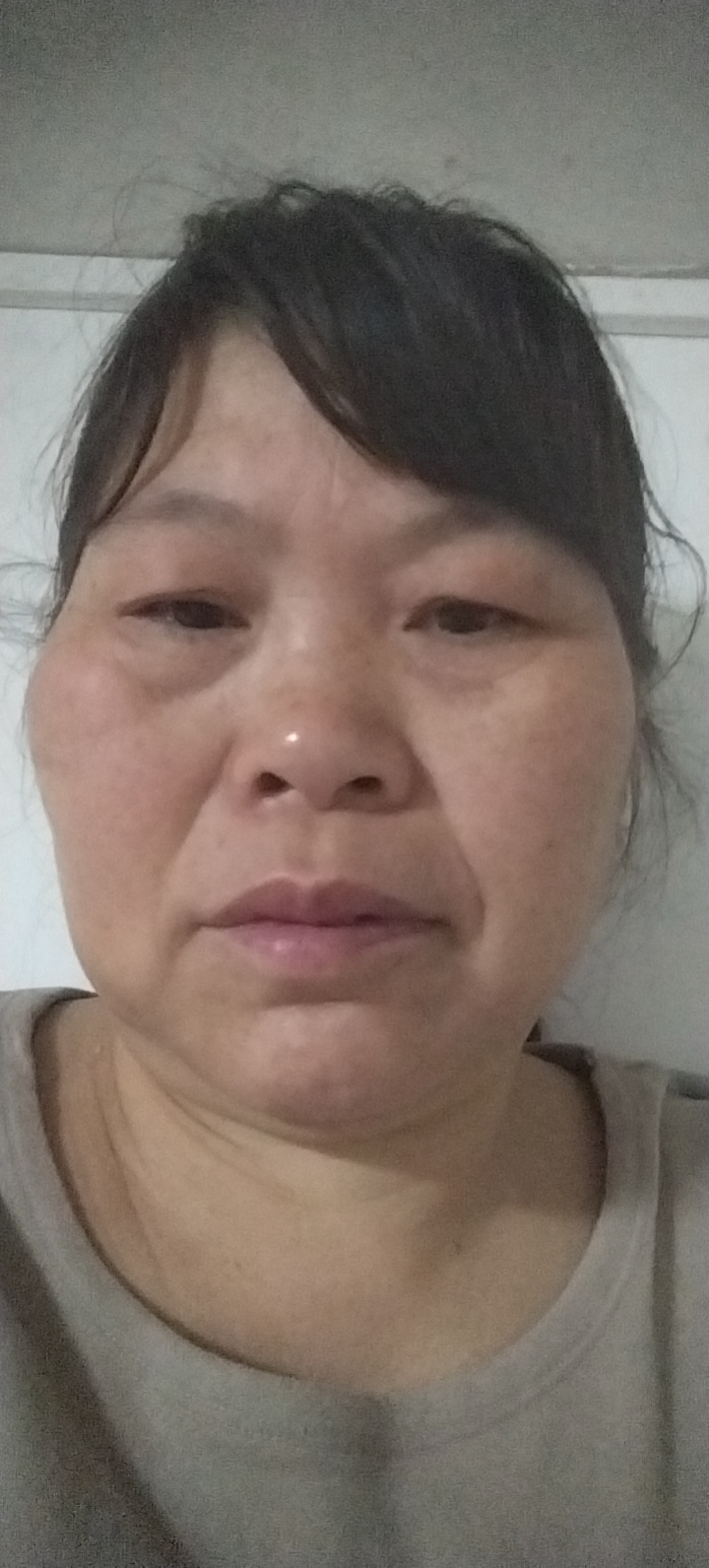 方护工照片