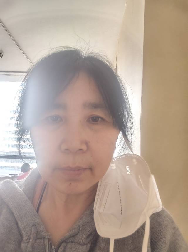 霍护工照片