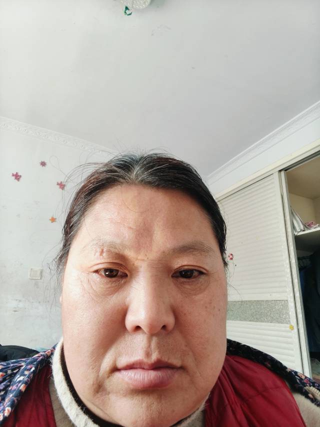 路护工照片