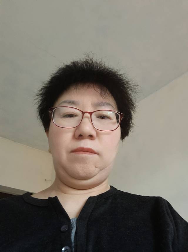 阿姨资料照片