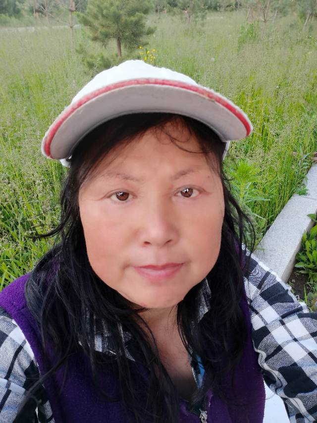 阿姨资料照片