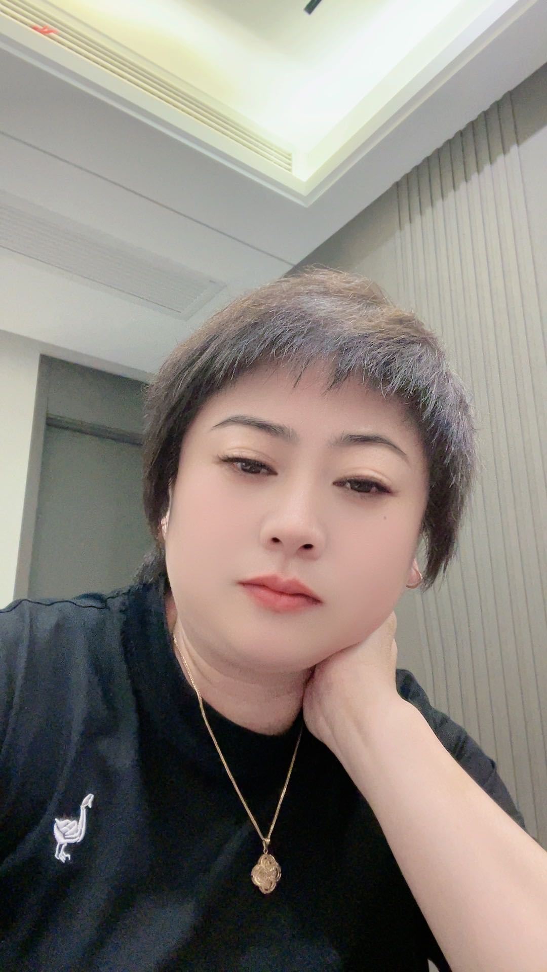 郑阿姨照片