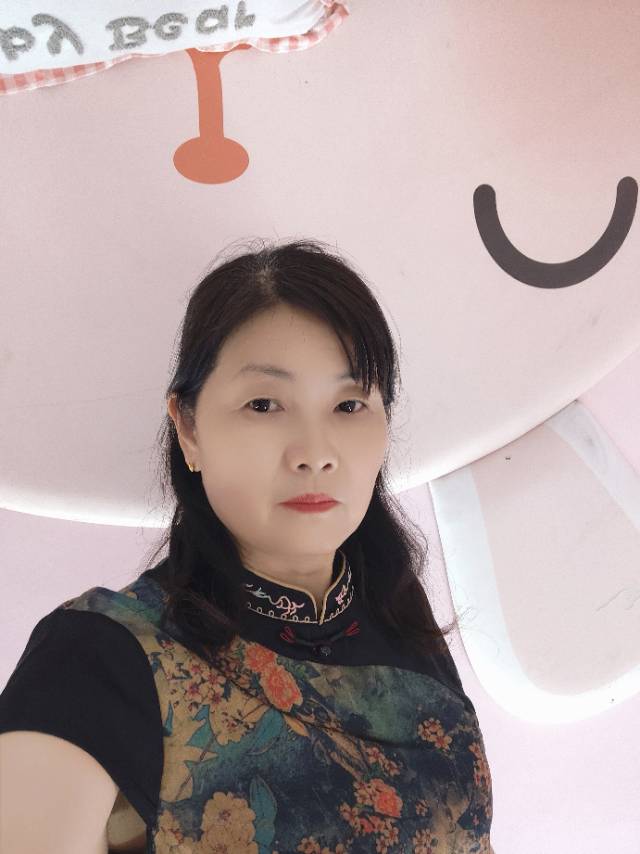 杨护工照片