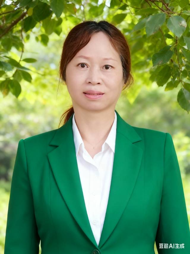 秦护工照片