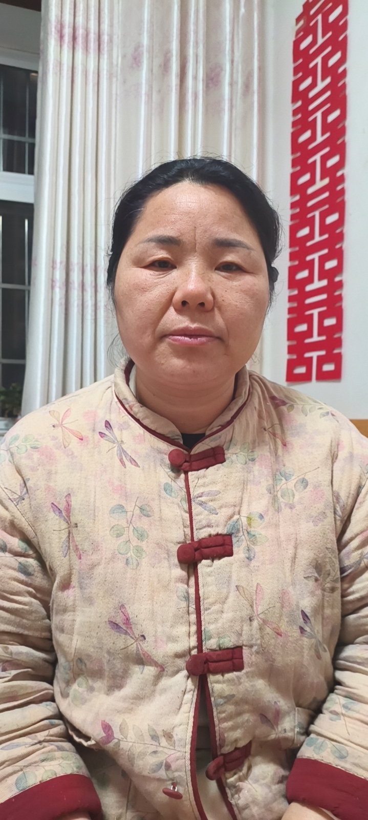 黎护工照片