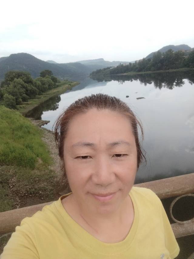 许护工照片