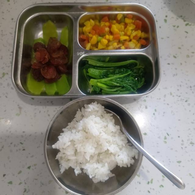 石阿姨照片
