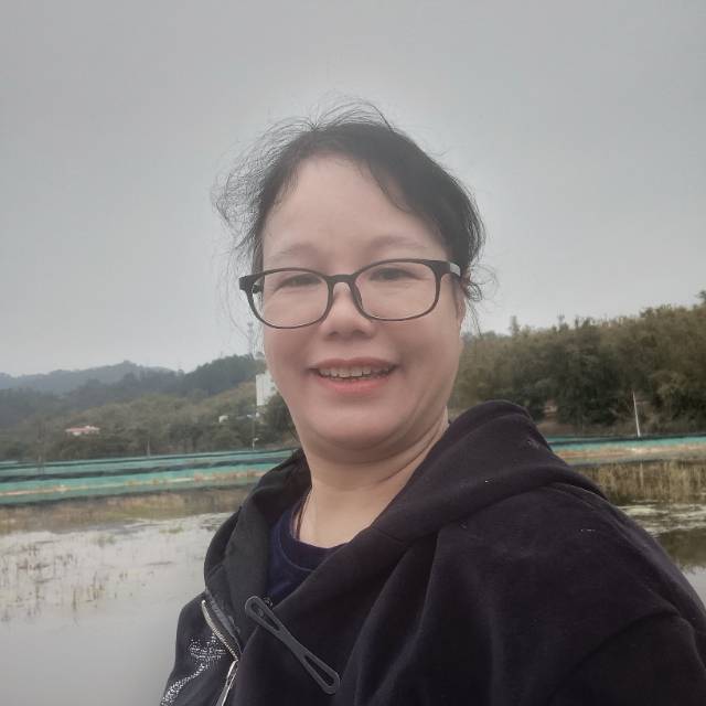 韦阿姨照片