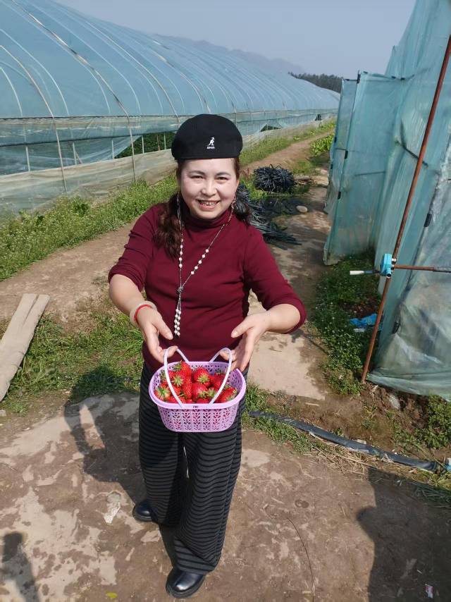 李阿姨照片
