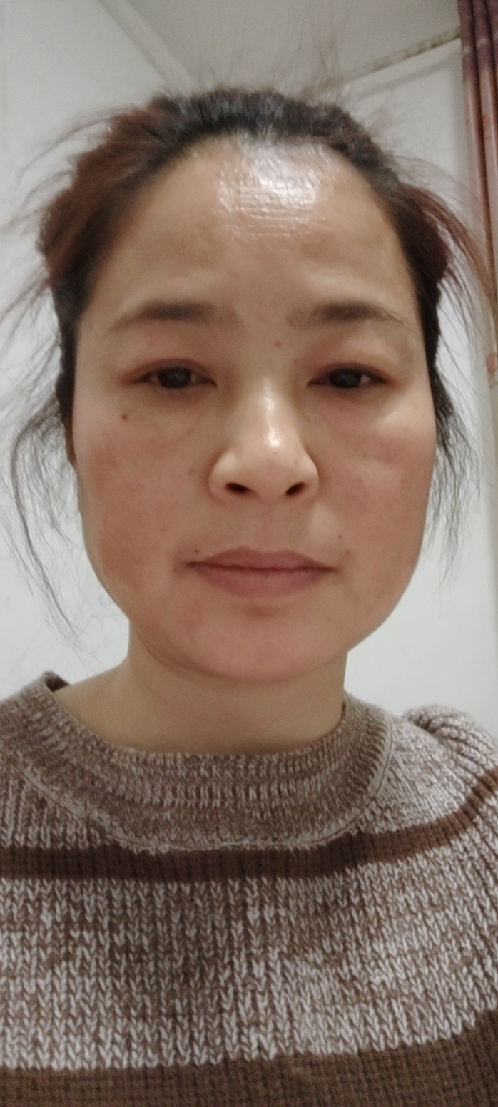 阿姨资料照片