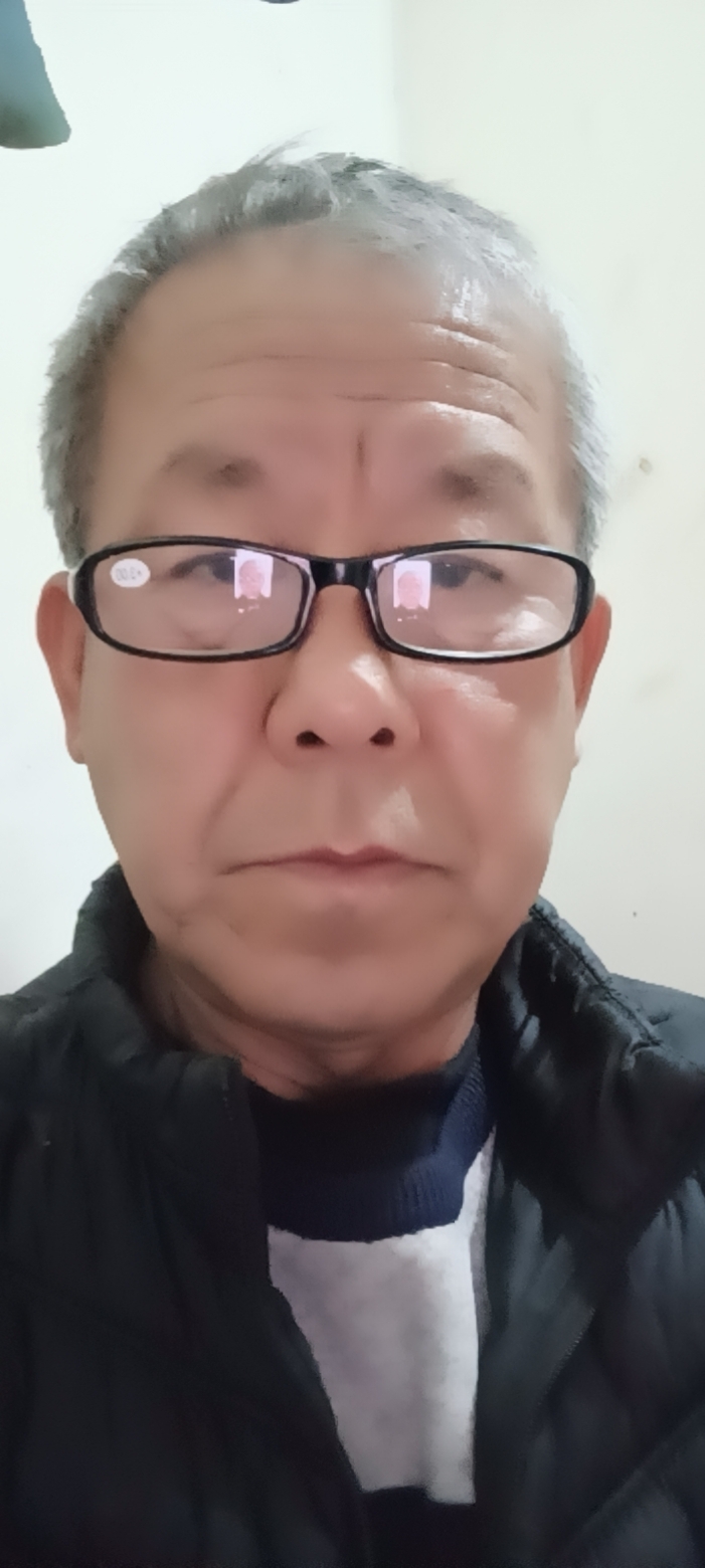 宫阿姨照片