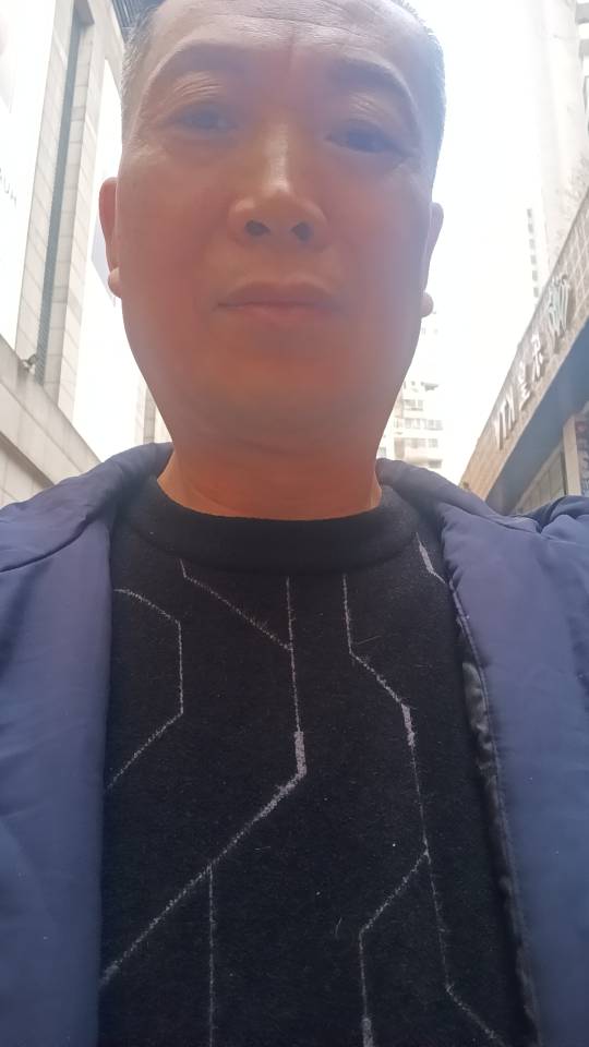 何护工照片