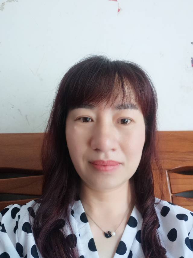 凌阿姨照片