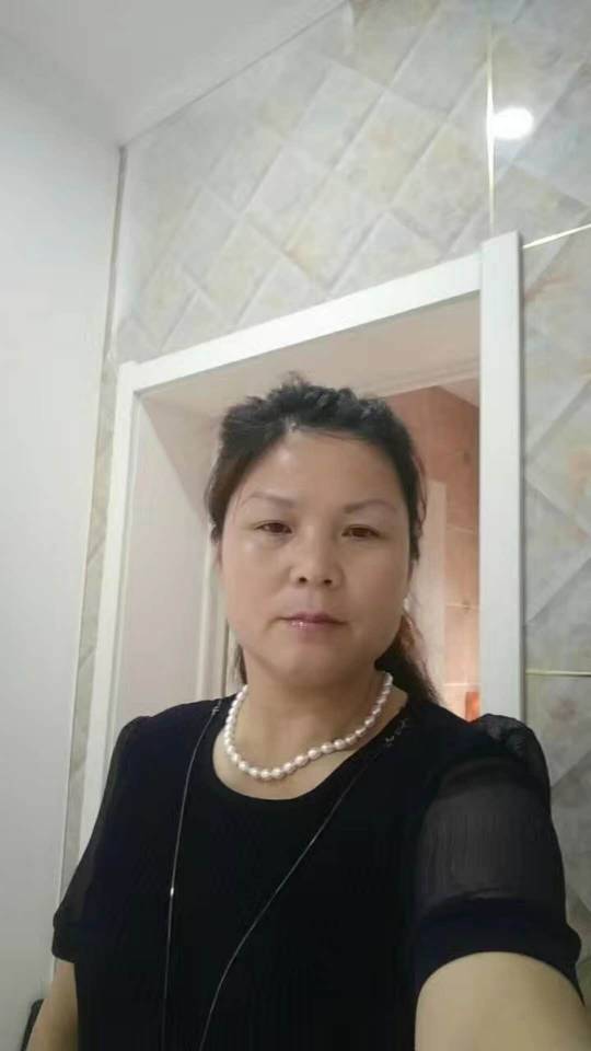 李阿姨照片