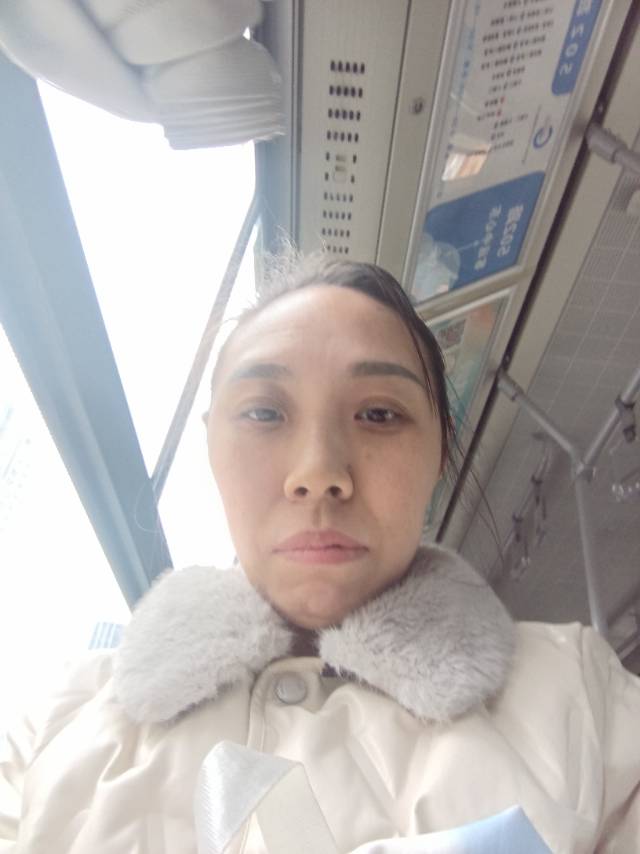 阿姨资料照片