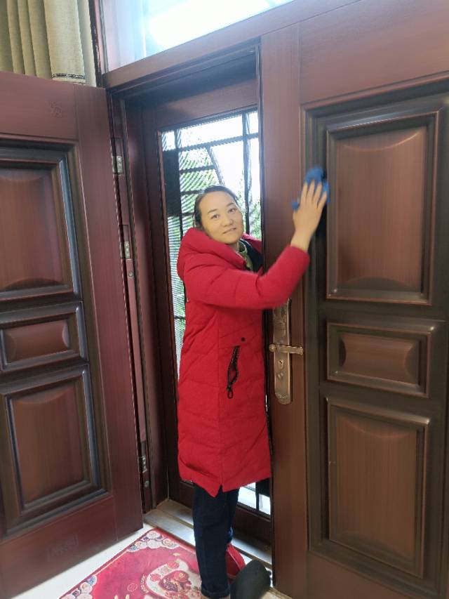 沈阿姨照片
