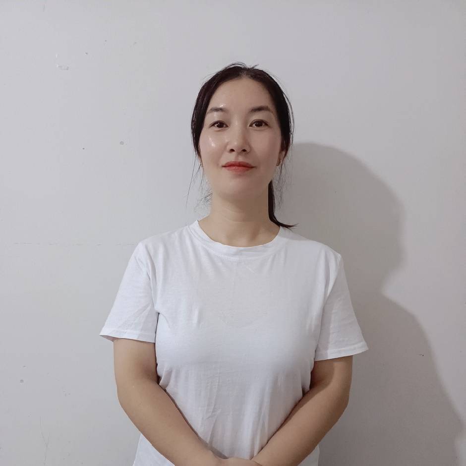 阿姨资料照片