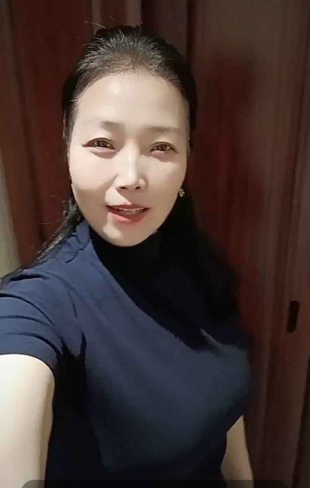 李阿姨照片