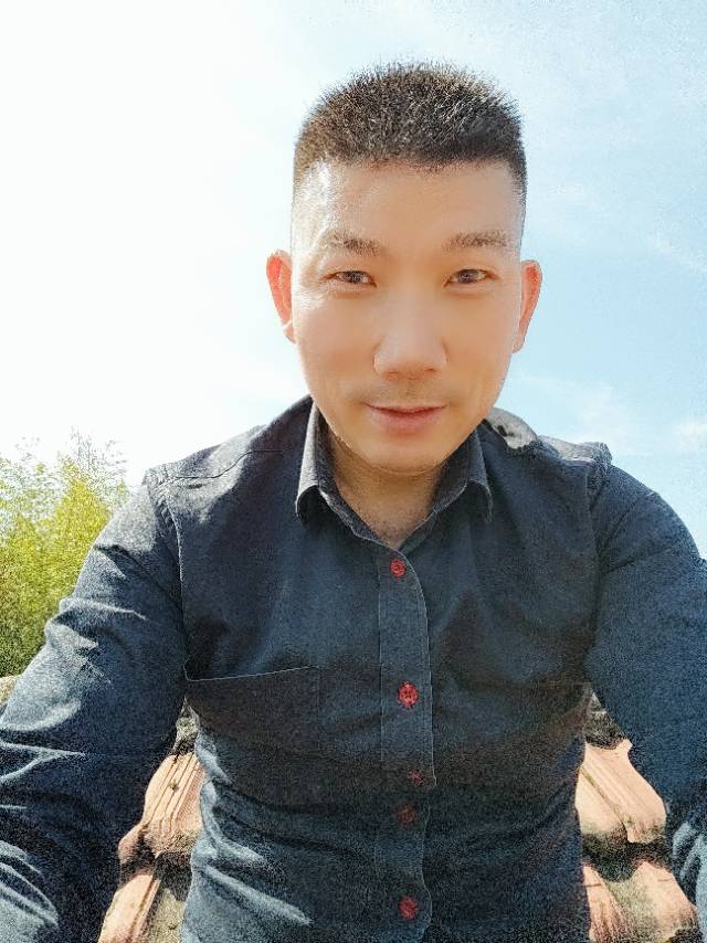 文护工照片