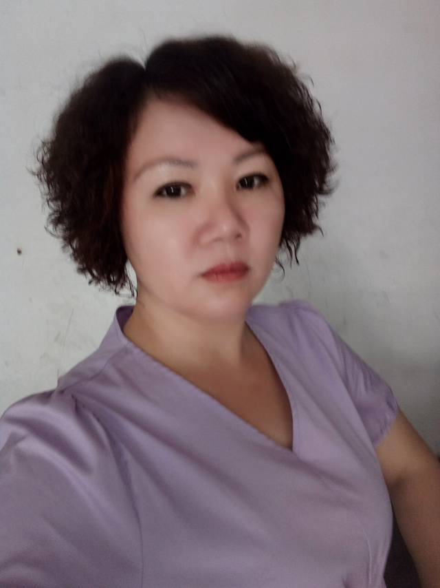 阿姨资料照片
