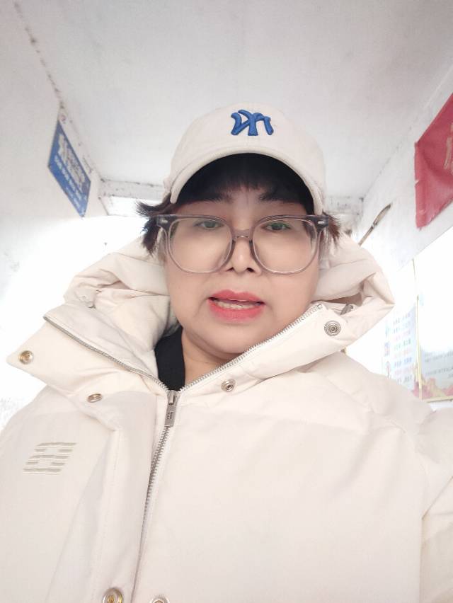 杨阿姨照片