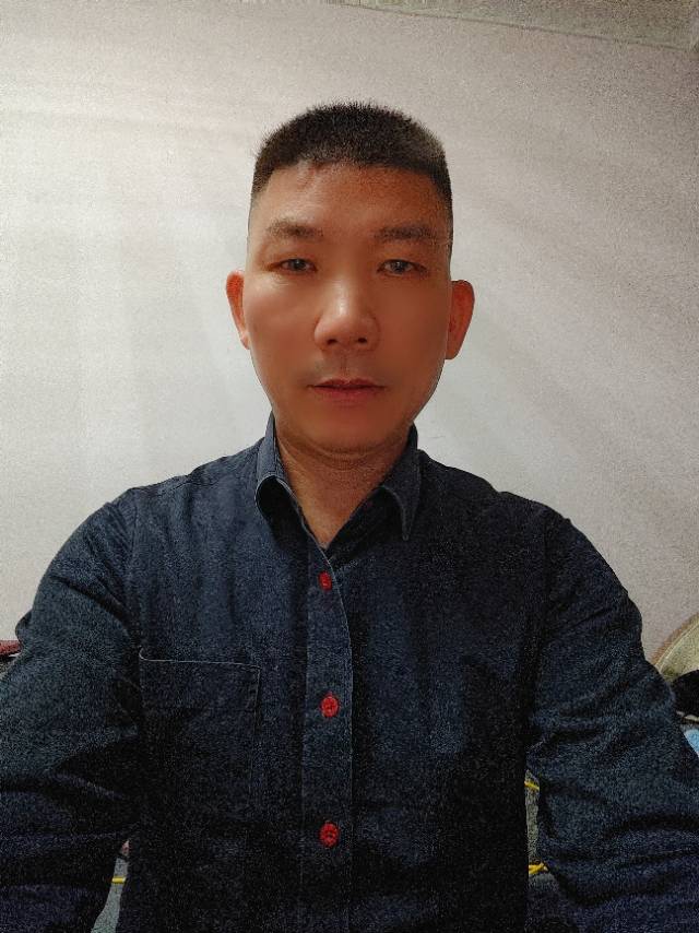 文护工照片