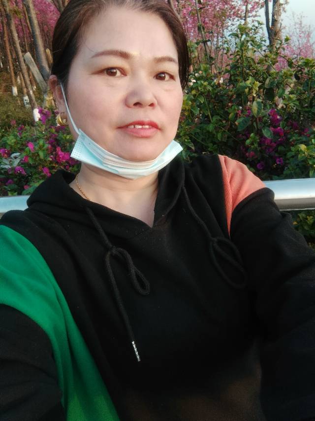 汤阿姨照片