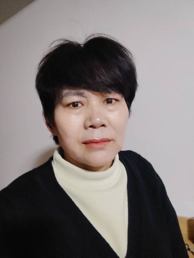 张护工照片