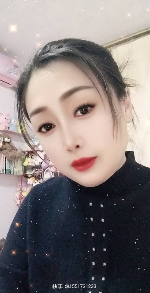 阿姨资料照片