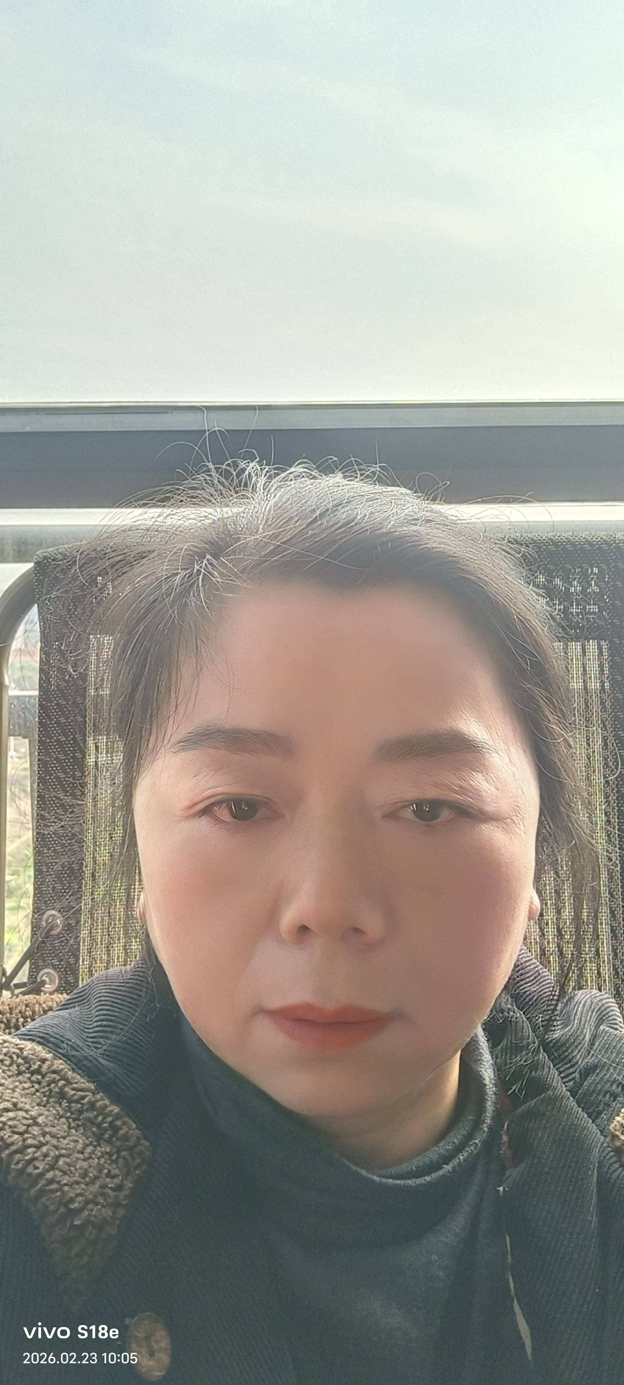 阵护工照片