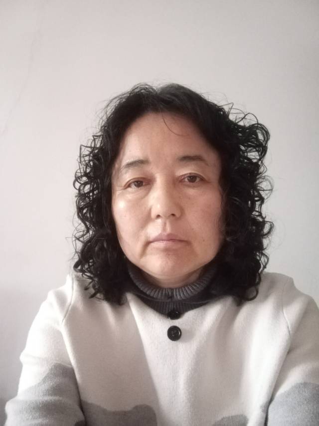 钟阿姨照片