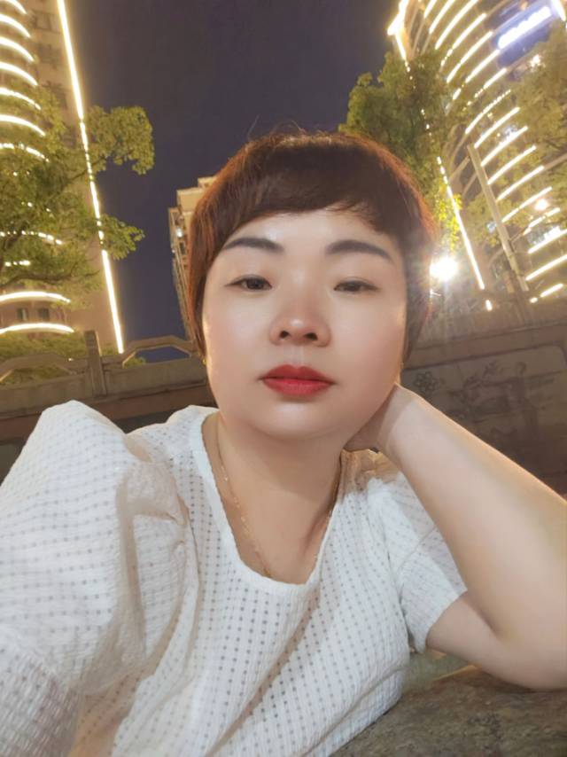 李护工照片