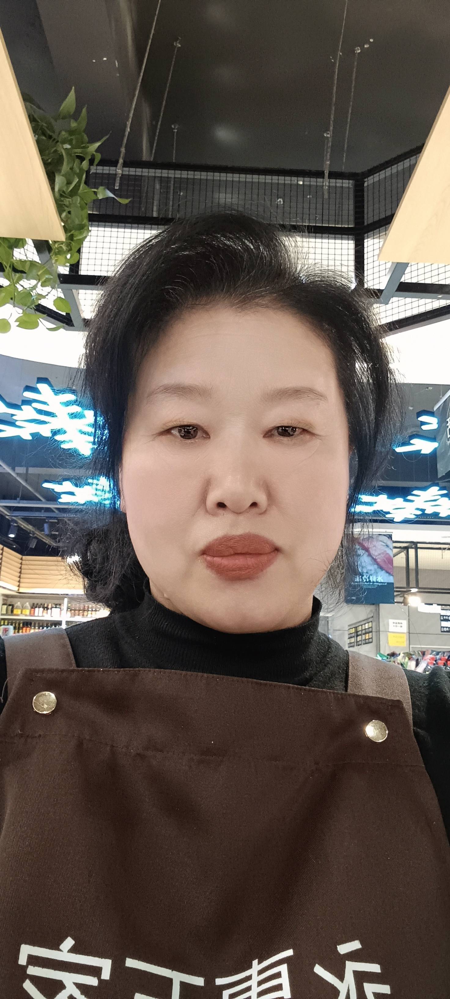 阿姨资料照片