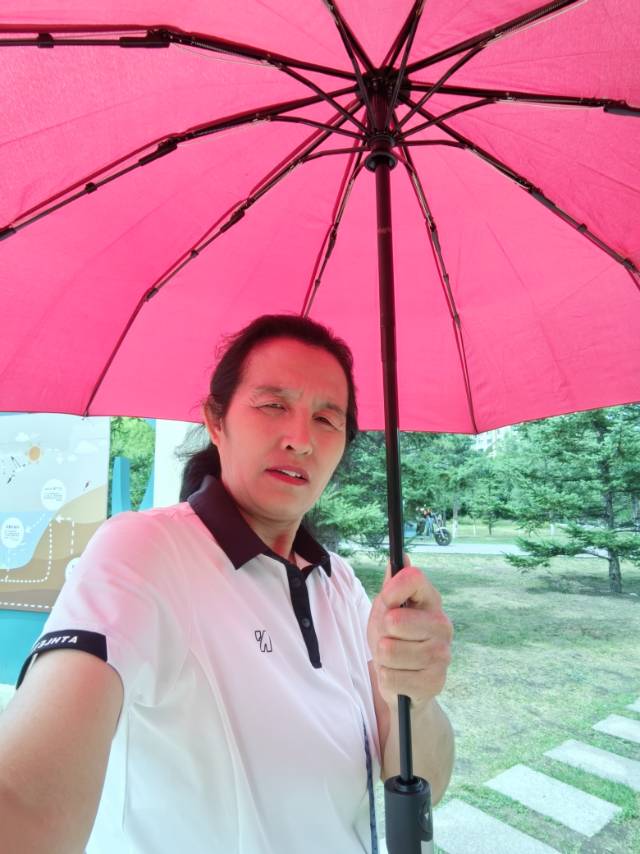 李阿姨照片