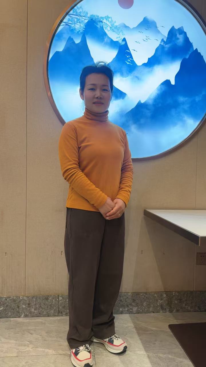张阿姨照片
